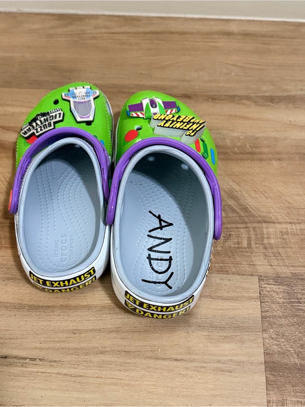 Crocs Kids Toy Story Buzz Lightyear Classic Clogs Lime Green Purple Size 10 10C - Picture 5 of 11